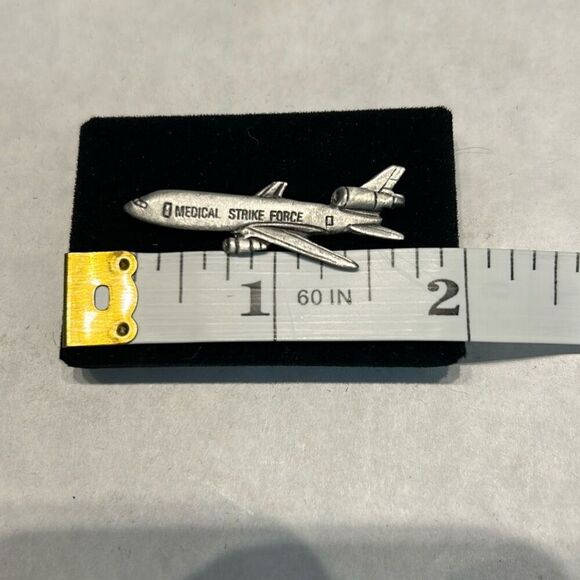 Vtg Airplane Medical Strike Force Lapel Pin DC-10 Silver Tone Jet Clutch Back - Picture 4 of 5
